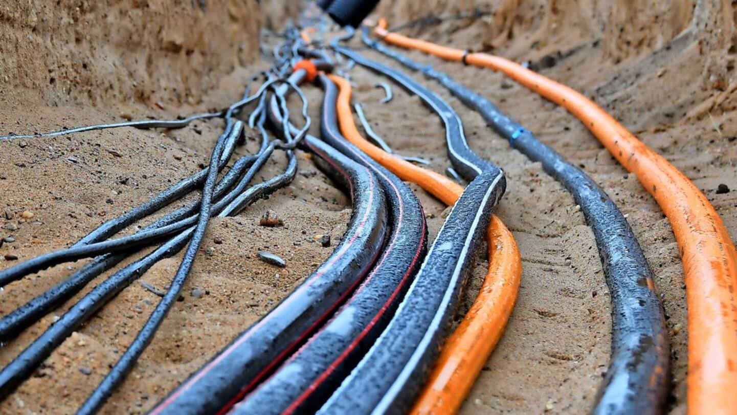 Professionelle Kabelverlegung im Tiefbau